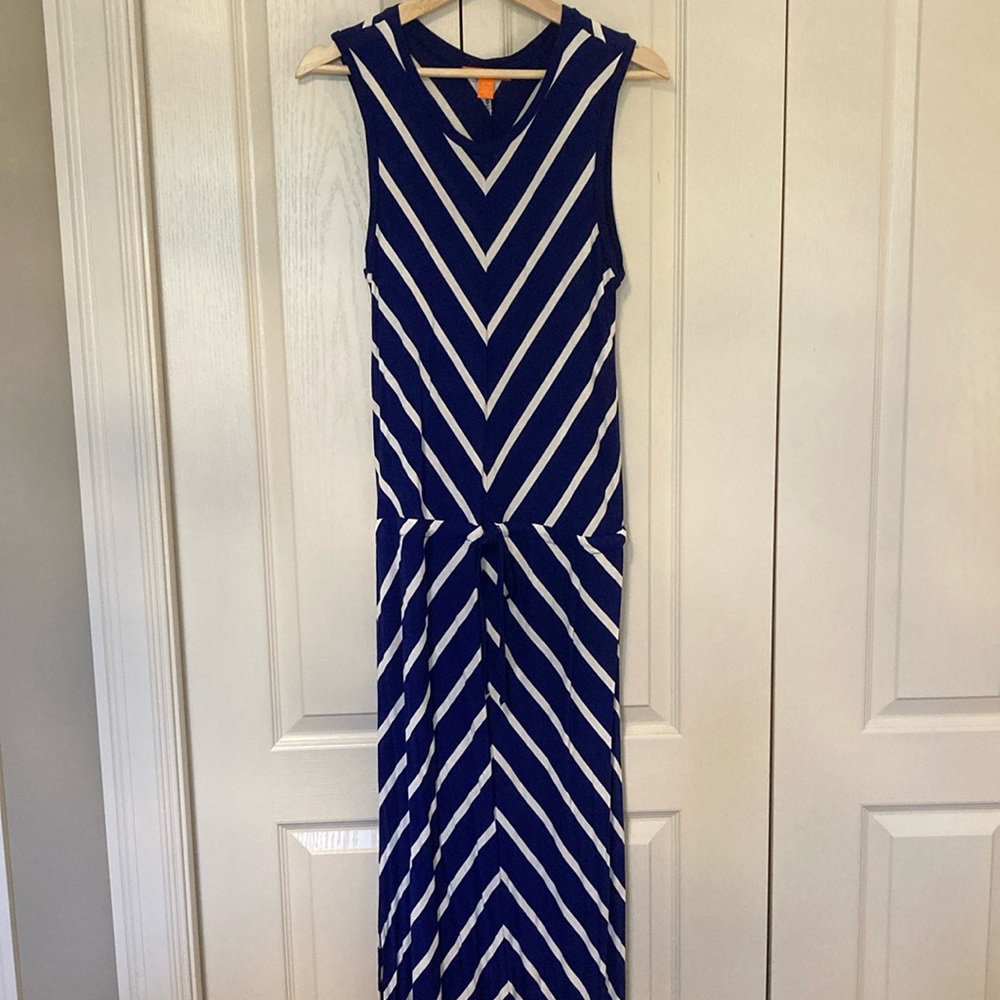 EUC Joe Fresh Chevron Maxi dress. Royal blue and white. Size medium.